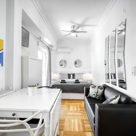 The Cactus Apartment With Large Sunny Balcony Athens Exterior photo